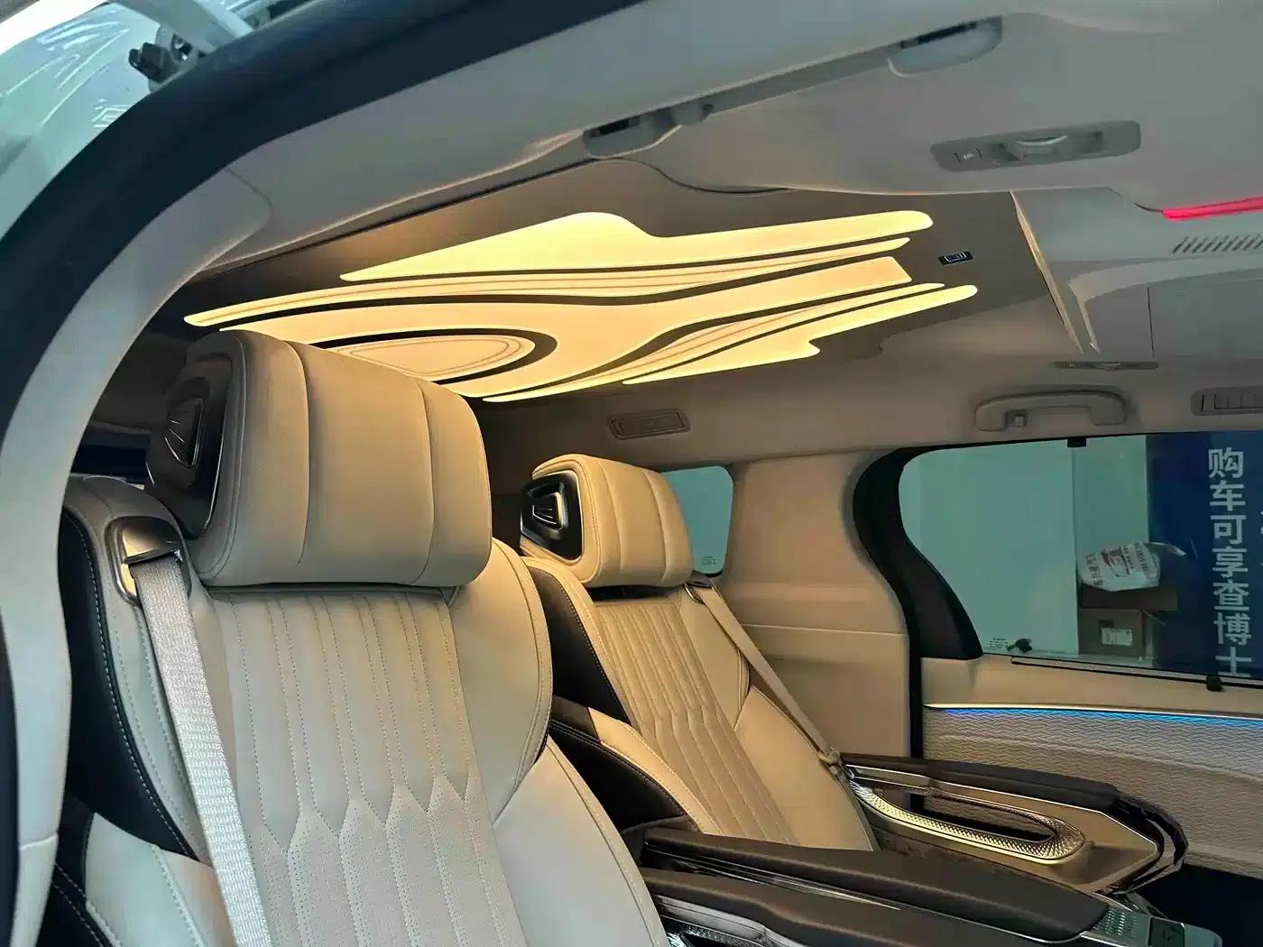 2023 Sienna 2.5L Hybrid Comfort Edition — миниатюра 18