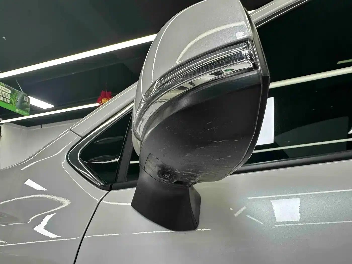 2023 Sienna 2.5L Hybrid Comfort Edition — миниатюра 19