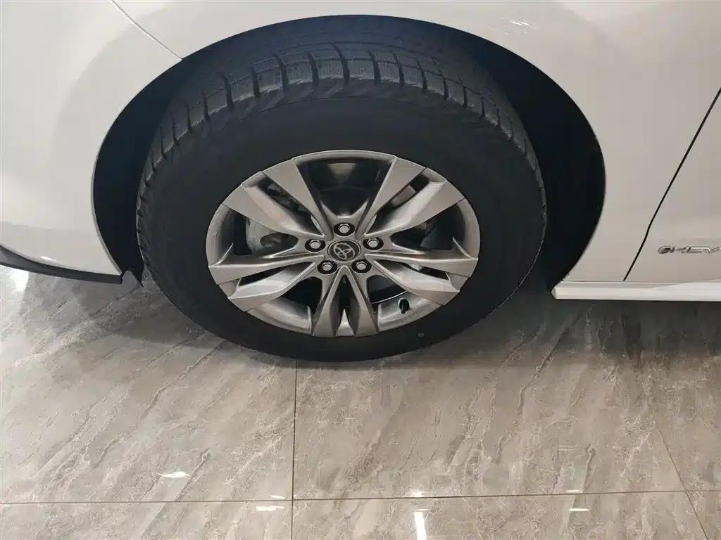 2024 Sienna 2.5L Hybrid Comfort Edition — миниатюра 25