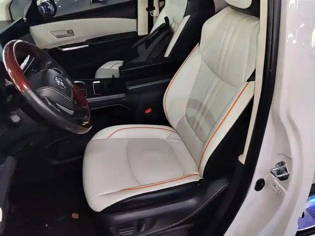 2023 Sienna 2.5L Hybrid Comfort Edition — миниатюра 15