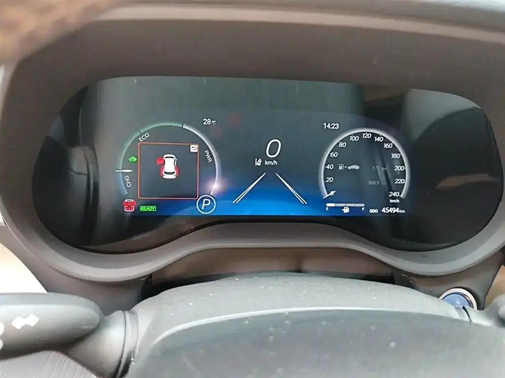 2021 Sienna 2.5L Hybrid Supreme Edition — миниатюра 4