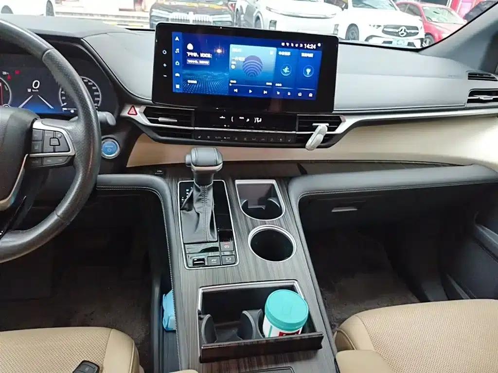 2021 Sienna 2.5L Hybrid Supreme Edition — миниатюра 6