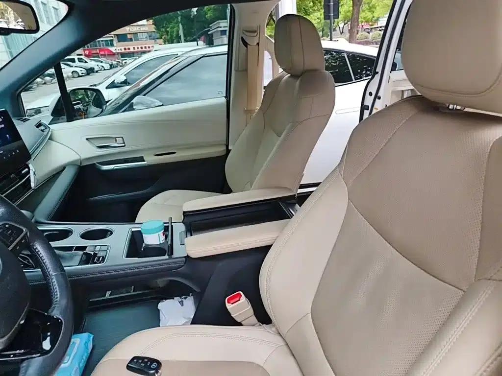 2021 Sienna 2.5L Hybrid Supreme Edition — миниатюра 8