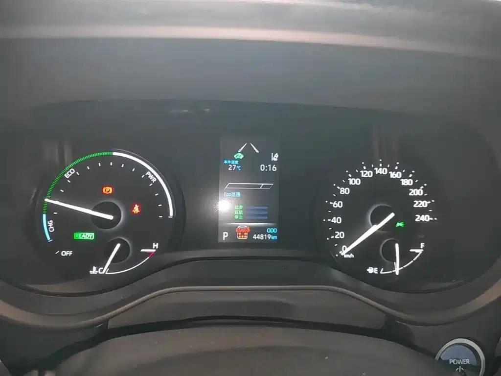 2023 Sienna 2.5L Hybrid Comfort Edition — миниатюра 12