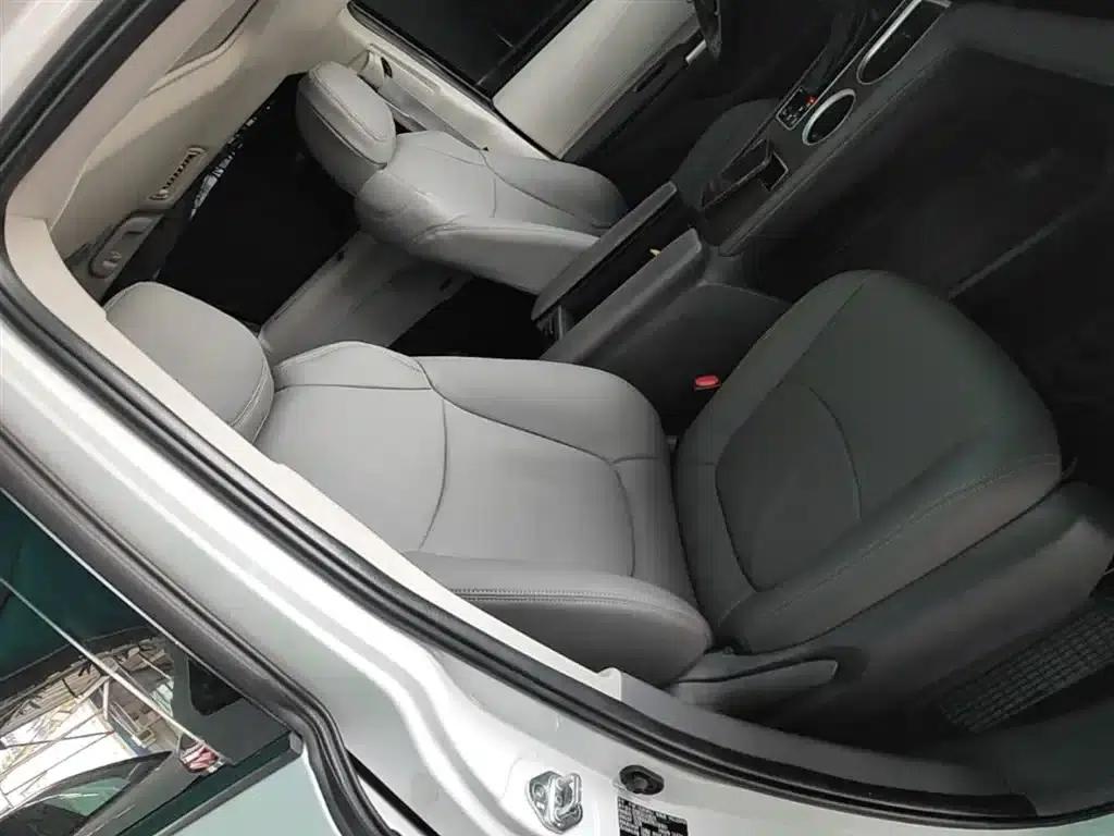 2023 Sienna 2.5L Hybrid Comfort Edition — миниатюра 25