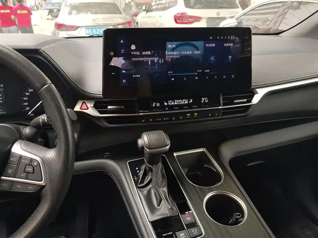 2023 Sienna 2.5L Hybrid Premium Edition — миниатюра 6