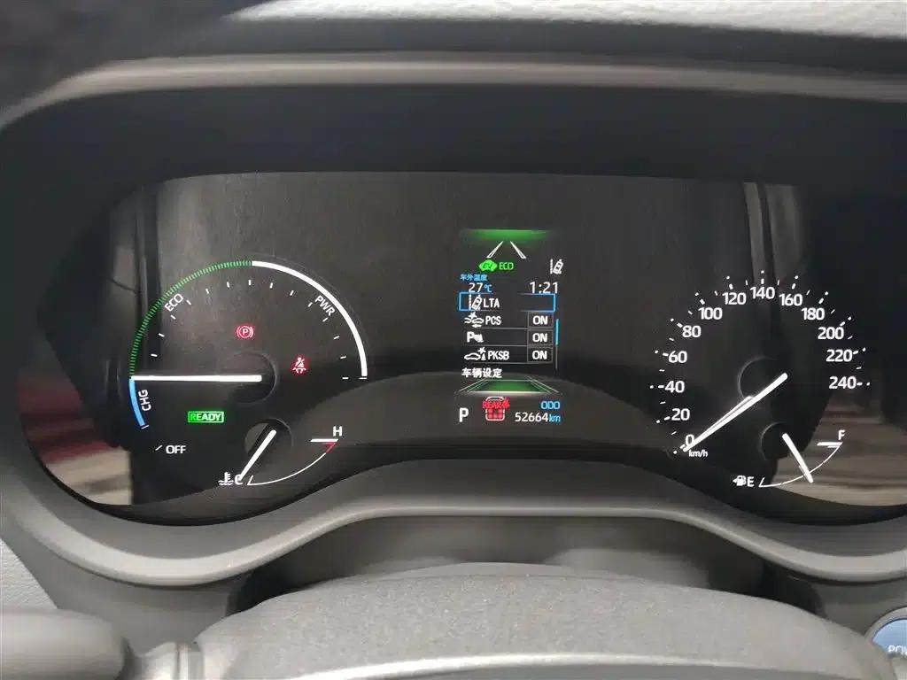 2023 Sienna 2.5L Hybrid Premium Edition — миниатюра 8
