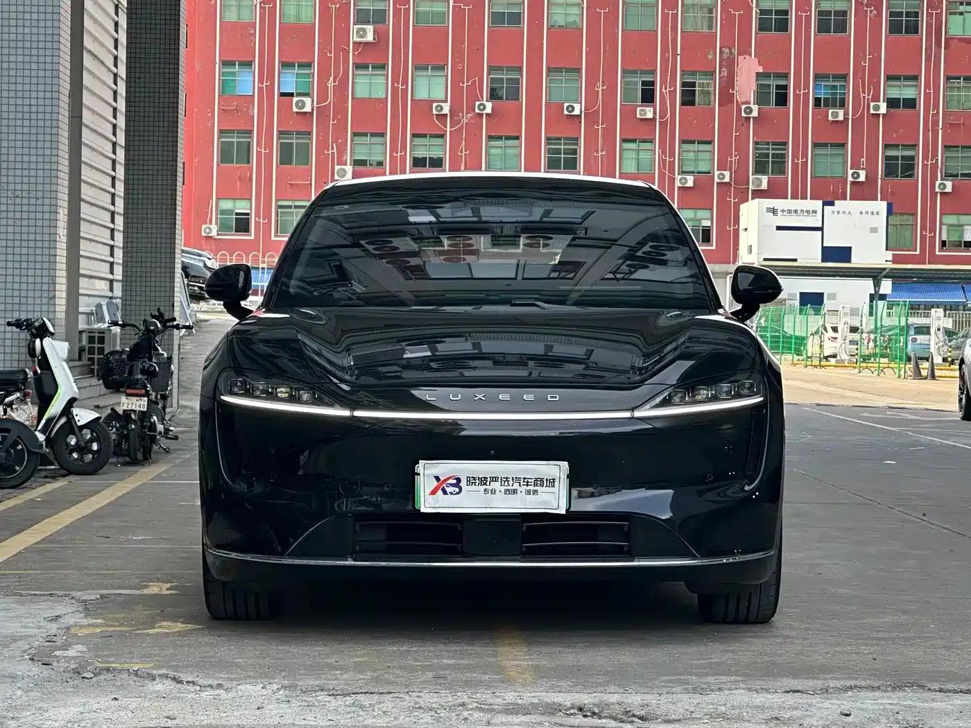Zhijie R7 2024 Pure Electric 667km Pro — миниатюра 2