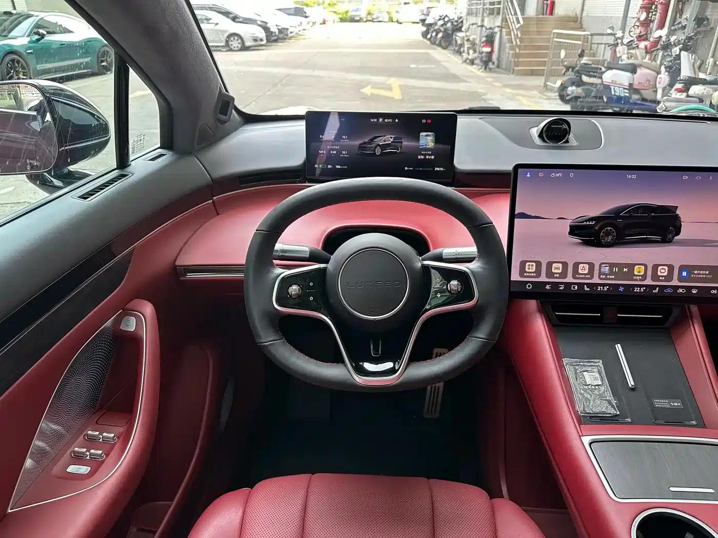 Zhijie R7 2024 Pure Electric 667km Pro — миниатюра 19