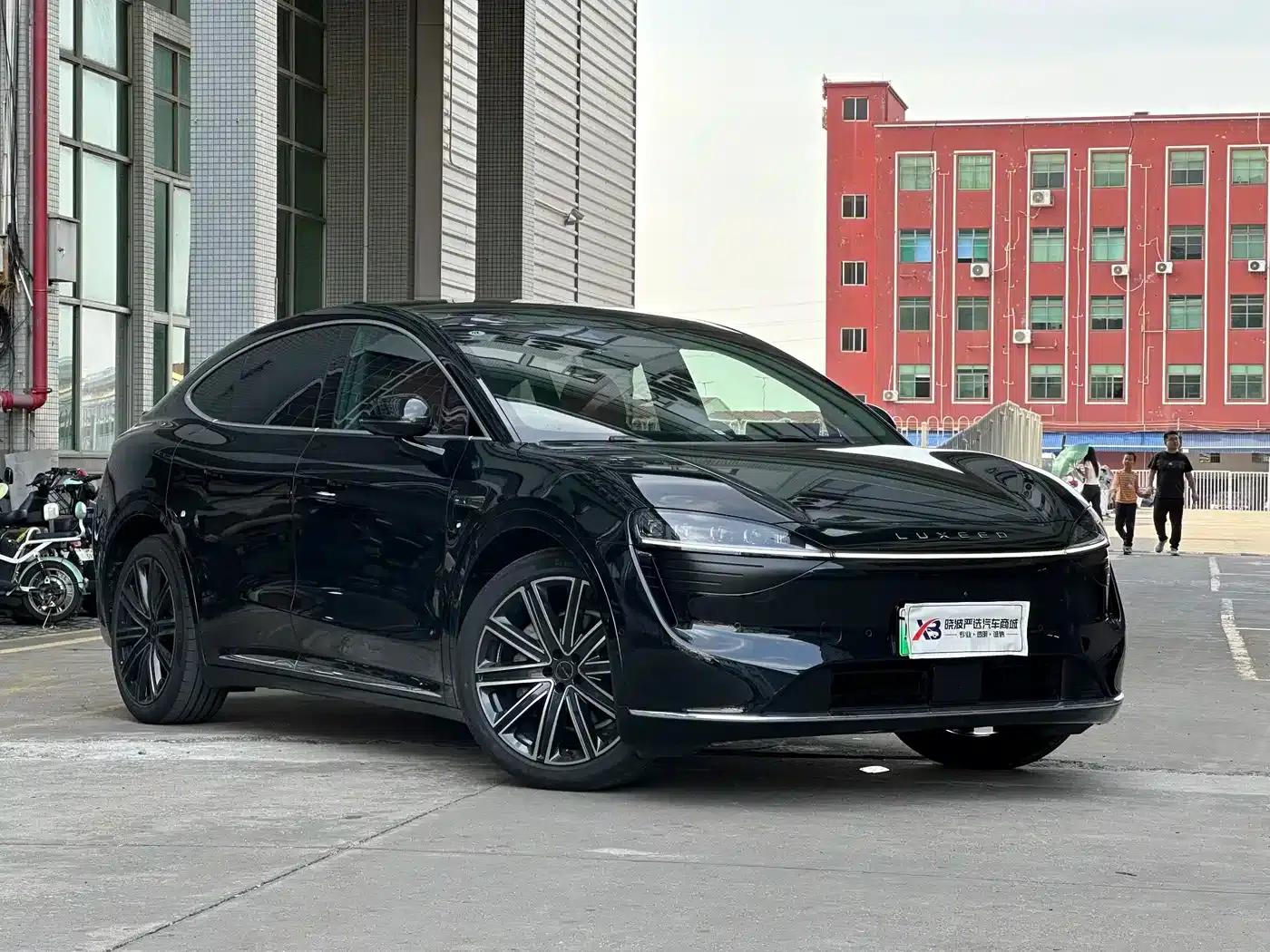 Zhijie R7 2024 Pure Electric 667km Pro — миниатюра 3