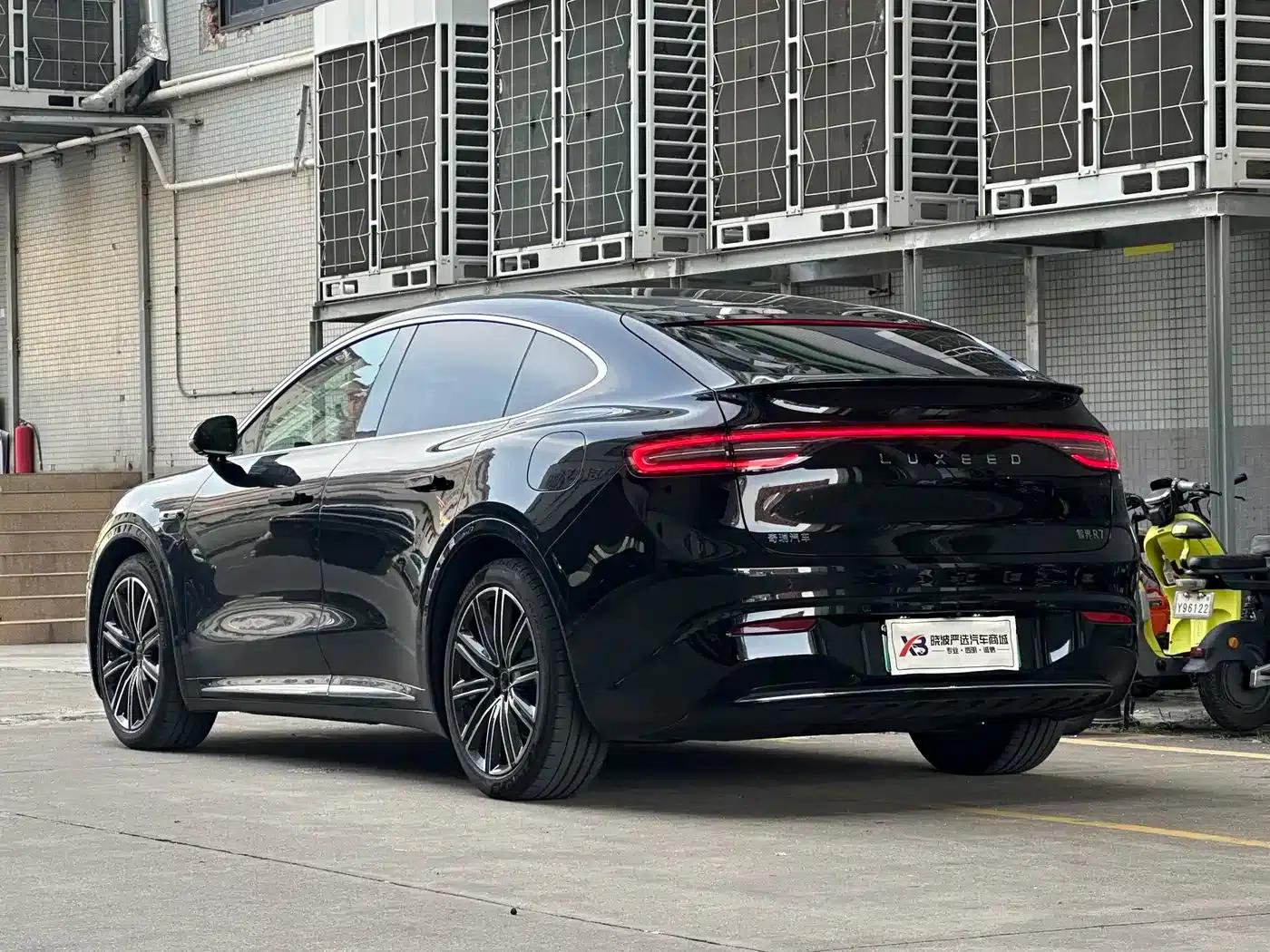 Zhijie R7 2024 Pure Electric 667km Pro — миниатюра 9