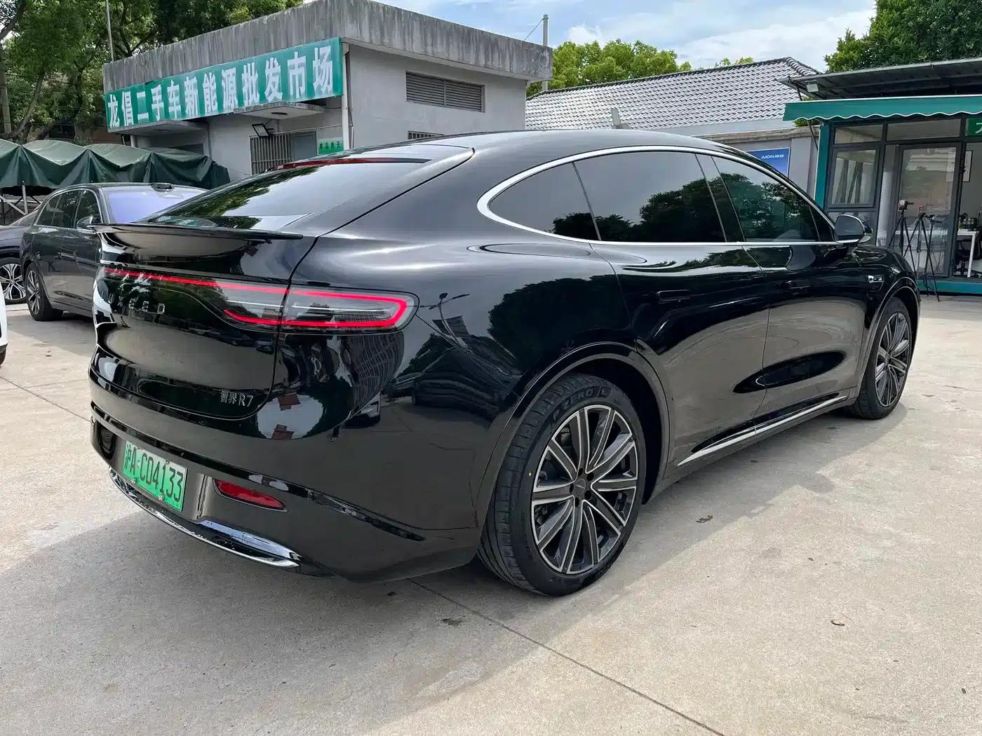 Zhijie R7 2024 Pure Electric 667km Max — миниатюра 6