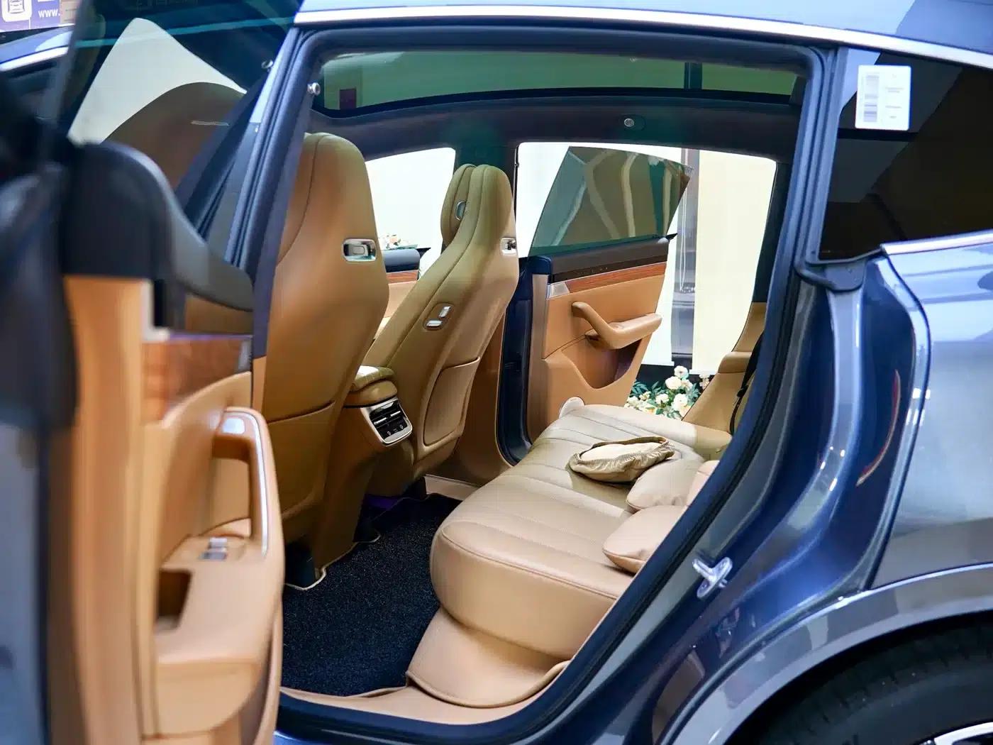 Zhijie R7 2024 Pure Electric 736km Ultra — миниатюра 6