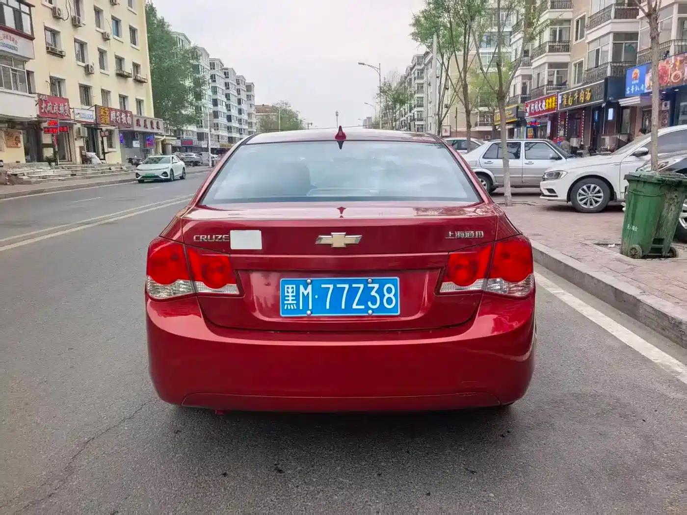 Chevrolet Cruze 2013 1.6L SL MT — миниатюра 5
