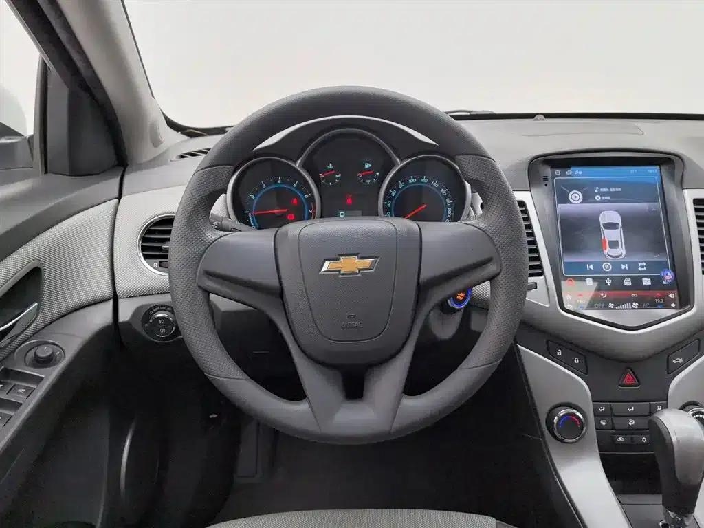 Chevrolet Cruze 2013 1.6L SE AT — миниатюра 11