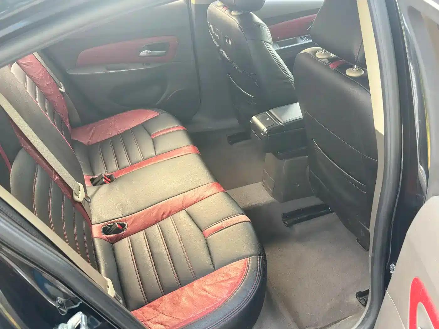 Chevrolet Cruze 2015 1.5L Classic SL MT — миниатюра 14