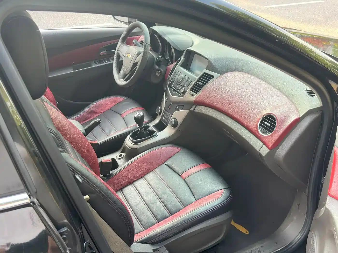 Chevrolet Cruze 2015 1.5L Classic SL MT — миниатюра 16