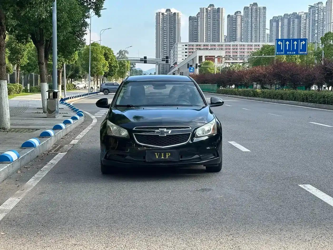 Chevrolet Cruze 2015 1.5L Classic SL MT — миниатюра 3