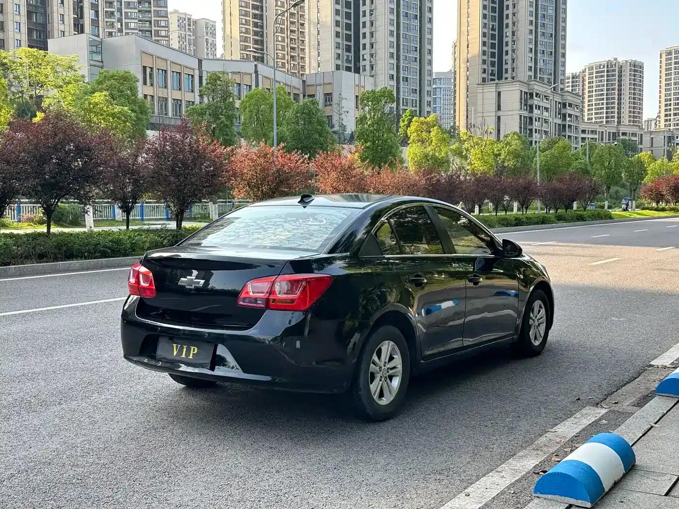 Chevrolet Cruze 2015 1.5L Classic SL MT — миниатюра 5