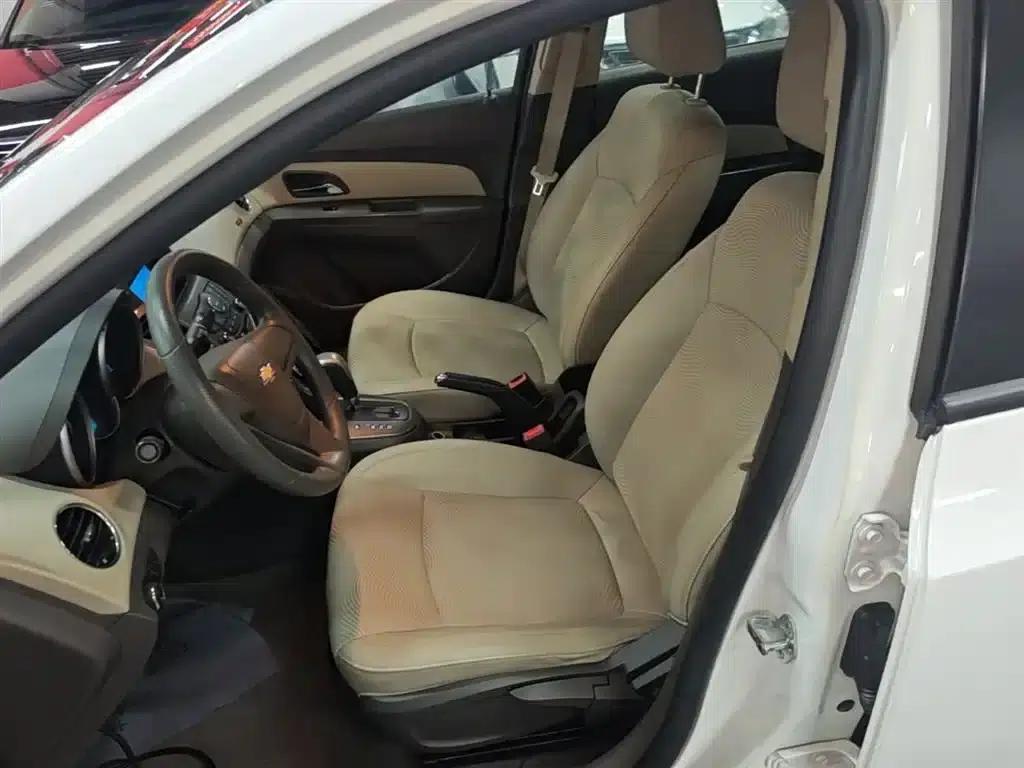 Chevrolet Cruze 2015 1.5L Classic SE AT — миниатюра 15