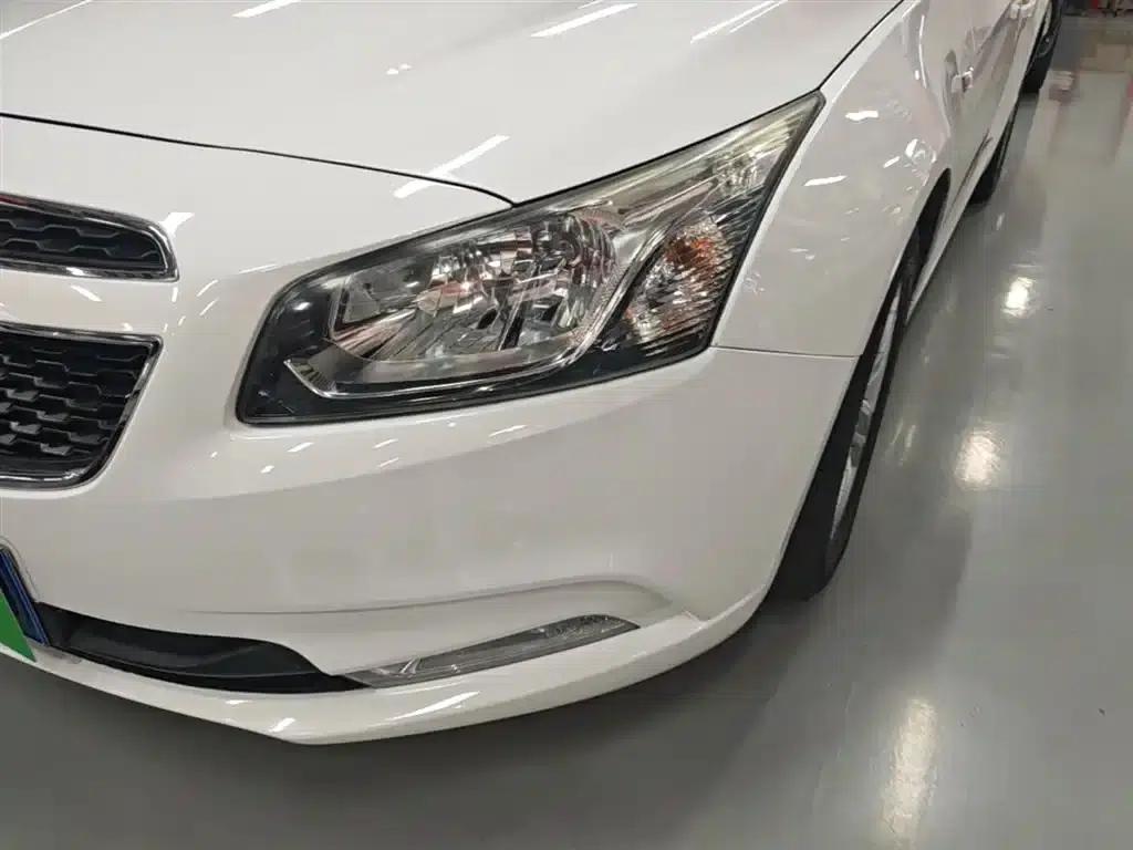 Chevrolet Cruze 2015 1.5L Classic SE AT — миниатюра 24