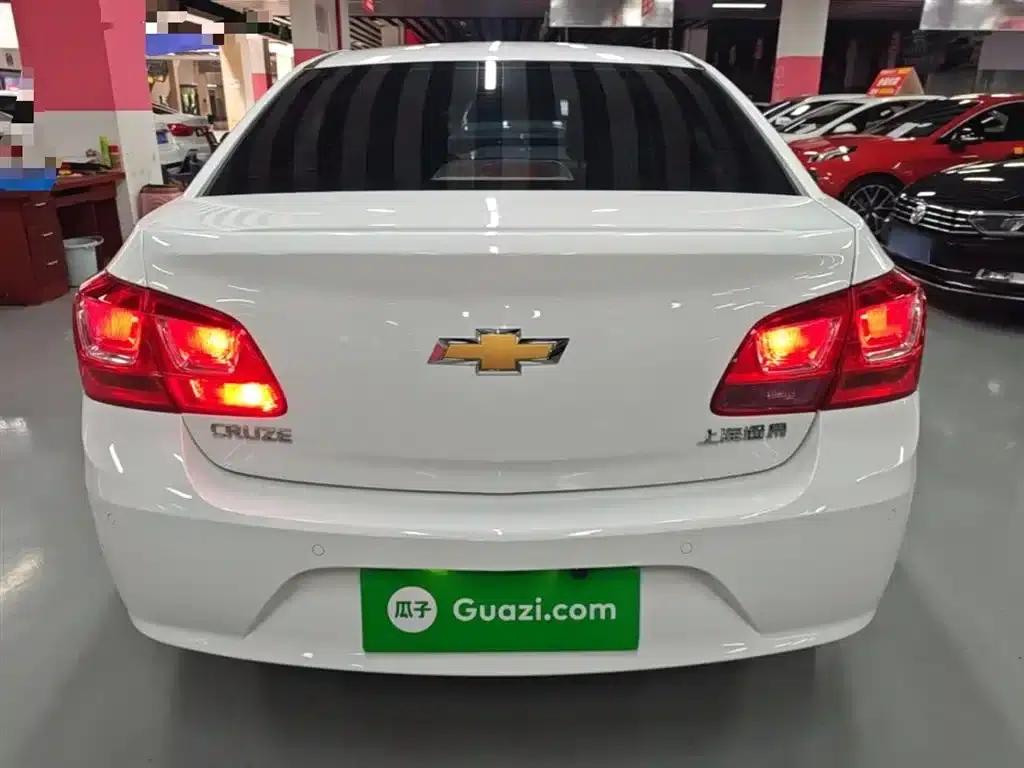 Chevrolet Cruze 2015 1.5L Classic SE AT — миниатюра 6
