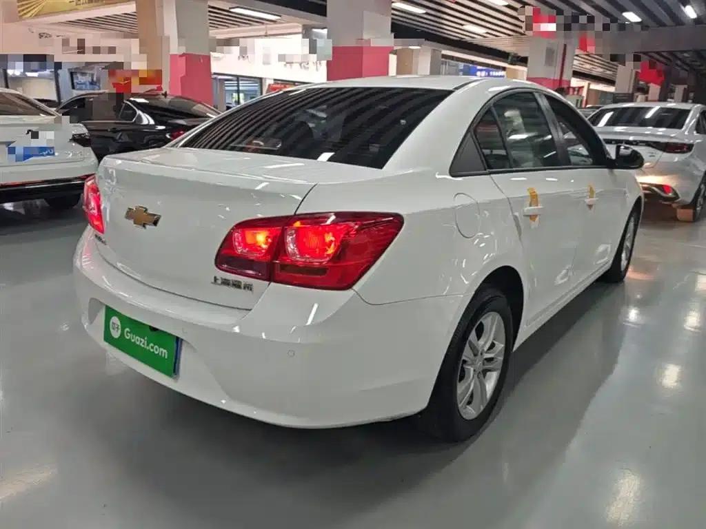 Chevrolet Cruze 2015 1.5L Classic SE AT — миниатюра 7