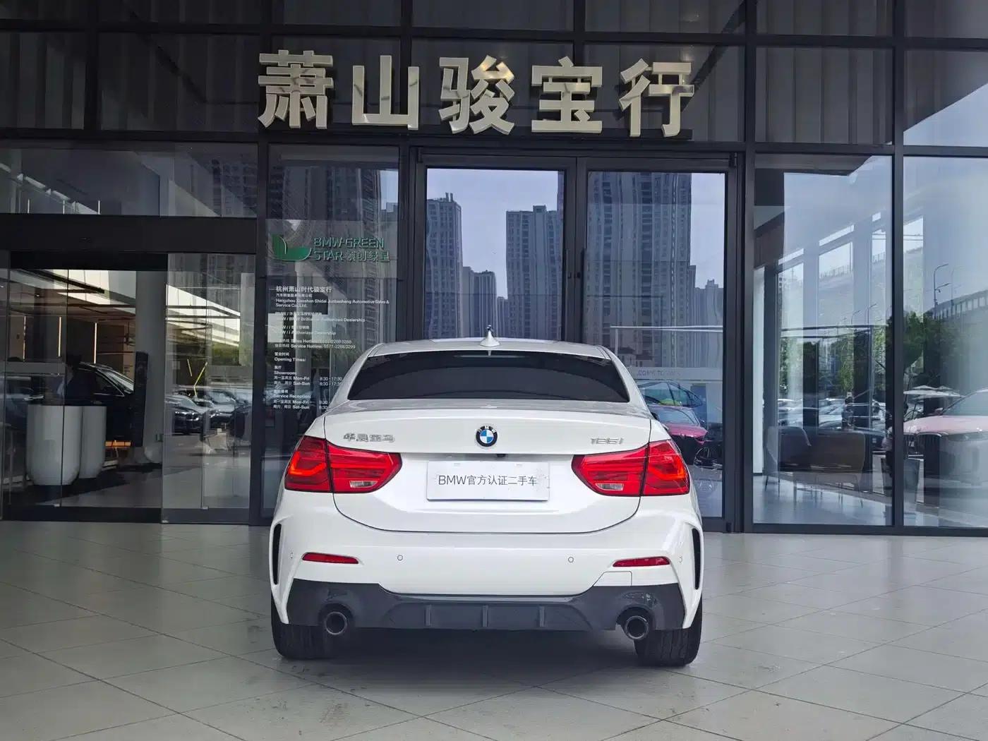 BMW 1 Series 2023 125i M Sport Shadow Edition — миниатюра 5
