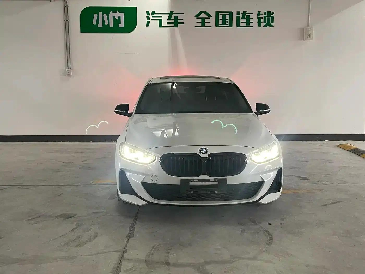 2022 BMW 1 Series 120i M Sport Shadow Edition — миниатюра 2