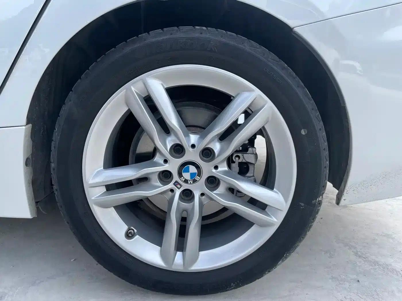 2022 BMW 1 Series 120i M Sport Shadow Edition — миниатюра 18