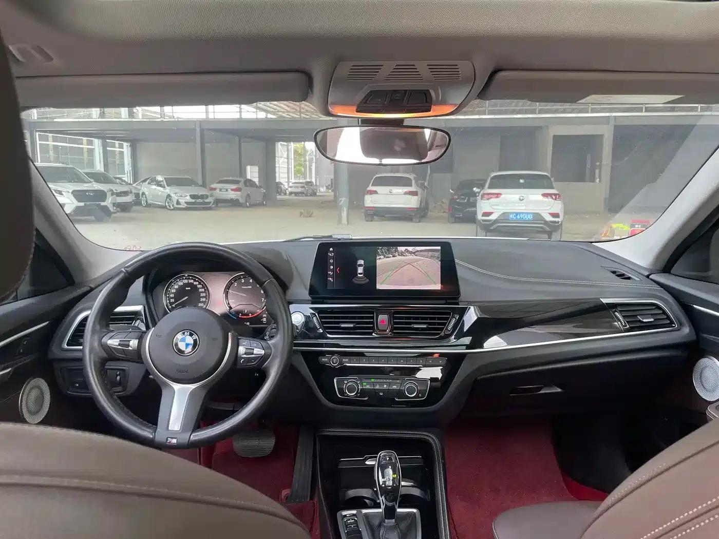 2022 BMW 1 Series 120i M Sport Shadow Edition — миниатюра 19