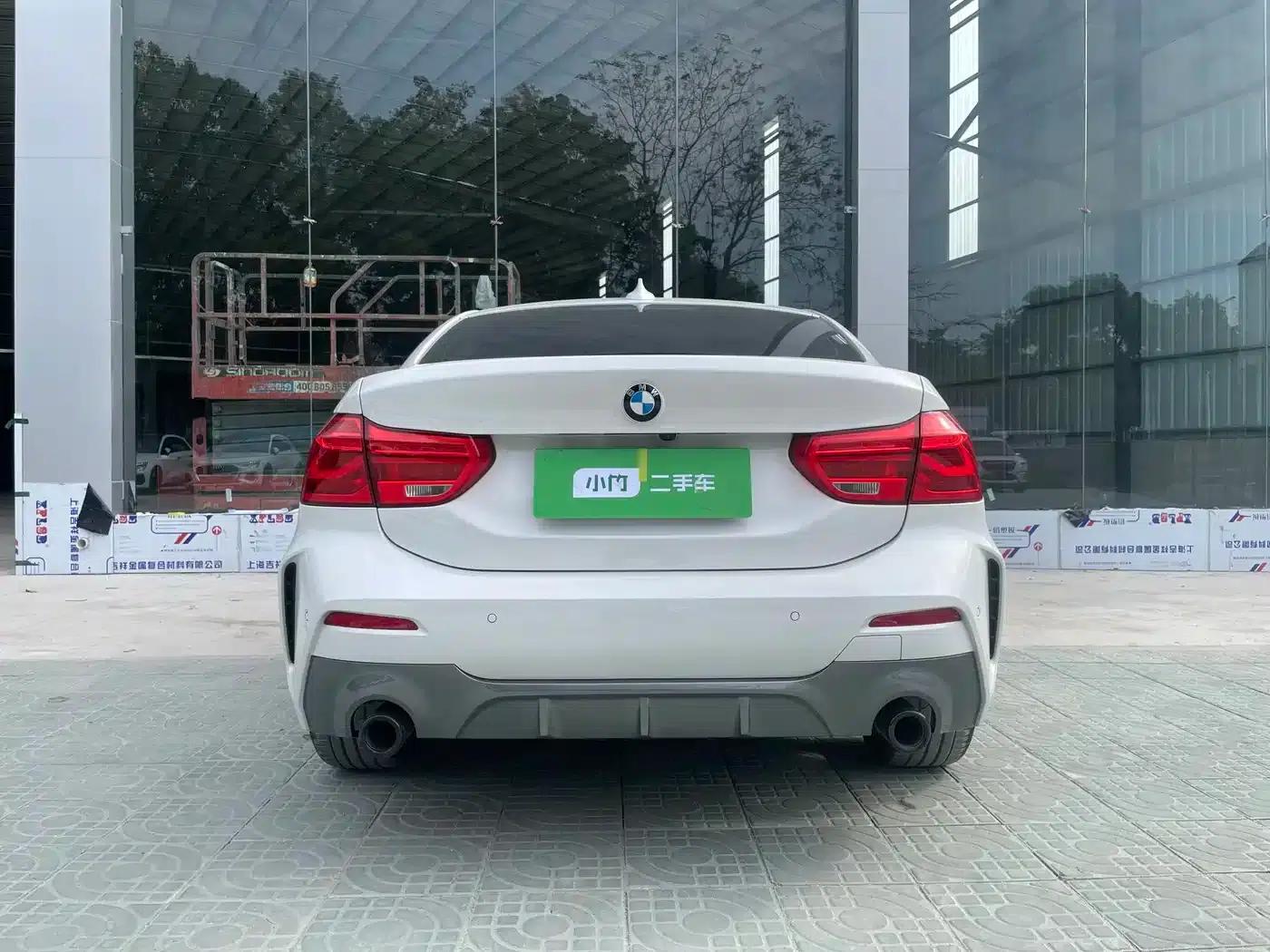 BMW 1 Series 2021 Facelift 120i M Sport Shadow Edition — миниатюра 4