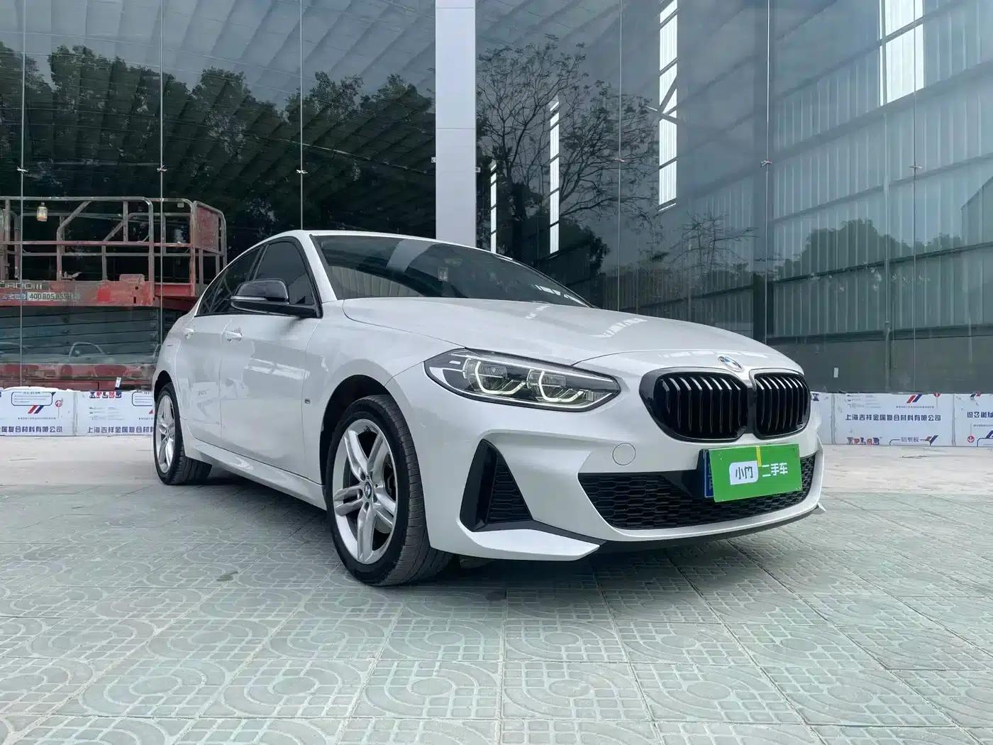 BMW 1 Series 2021 Facelift 120i M Sport Shadow Edition — миниатюра 5