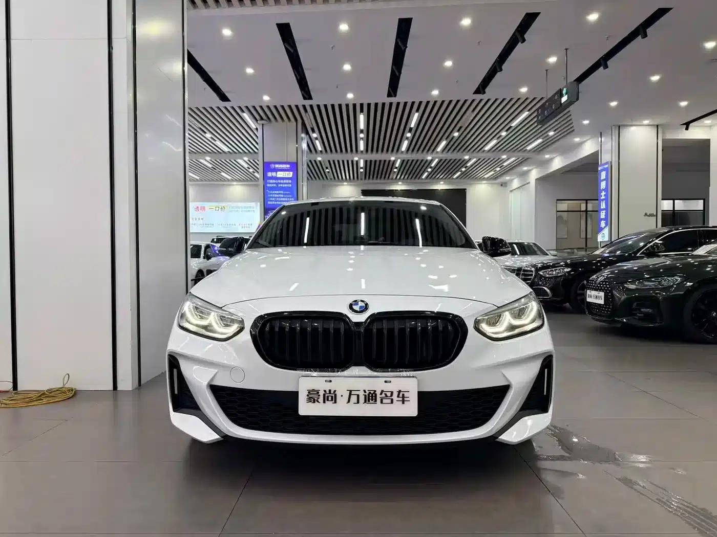 BMW 1 Series 2021 Facelift 120i M Sport Shadow Edition — миниатюра 2