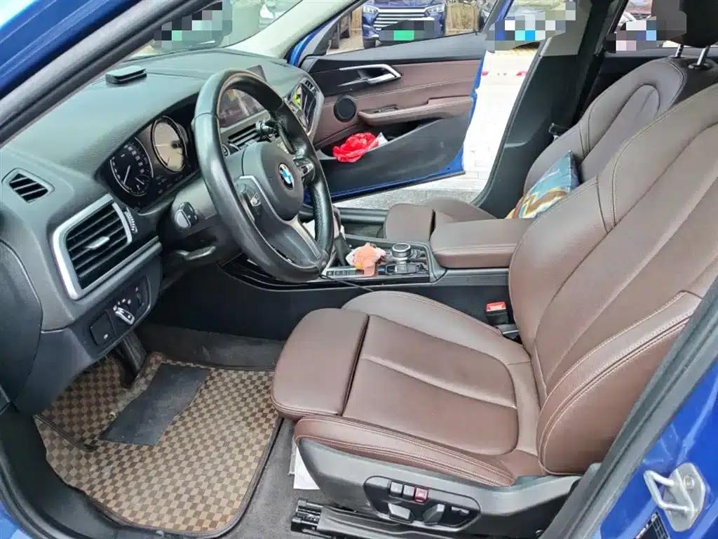 2019 BMW 1 Series 118i M Sport Package — миниатюра 8