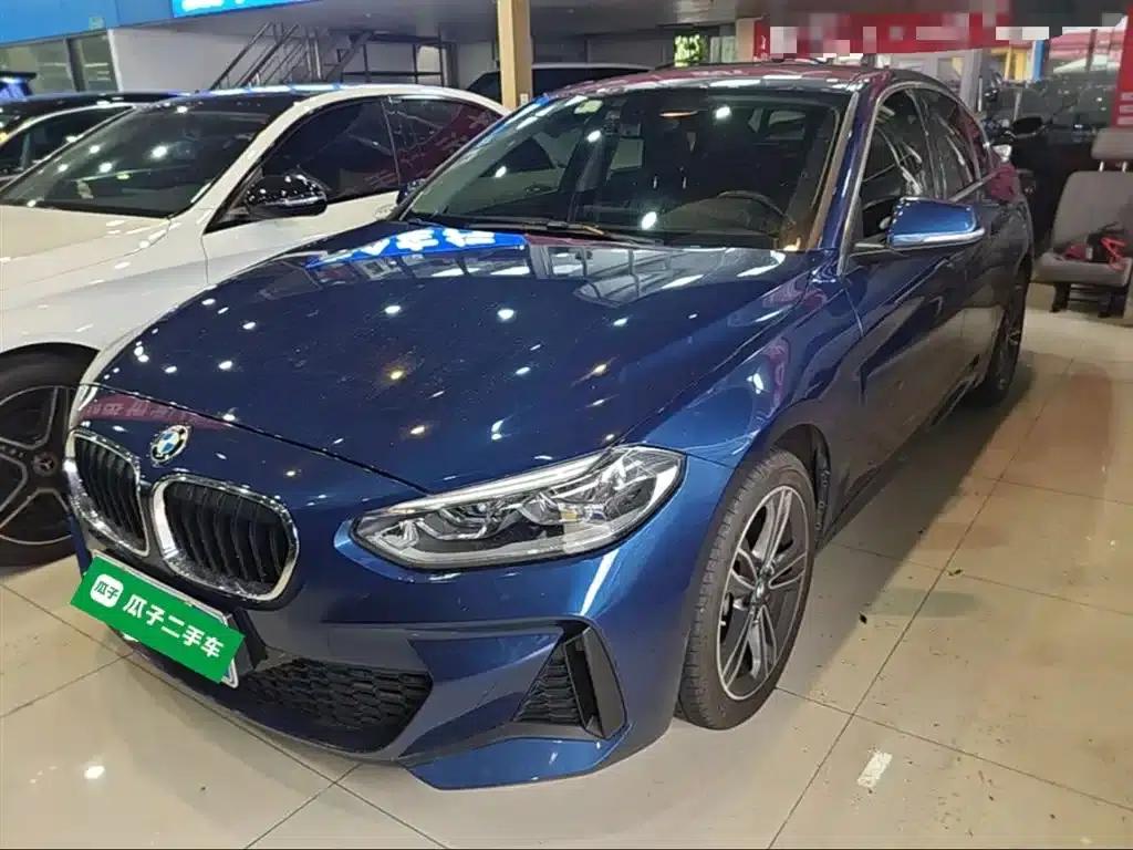 2021 BMW 1 Series 120i M Sport — миниатюра 1