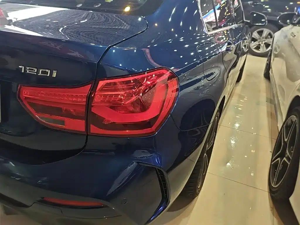 2021 BMW 1 Series 120i M Sport — миниатюра 8