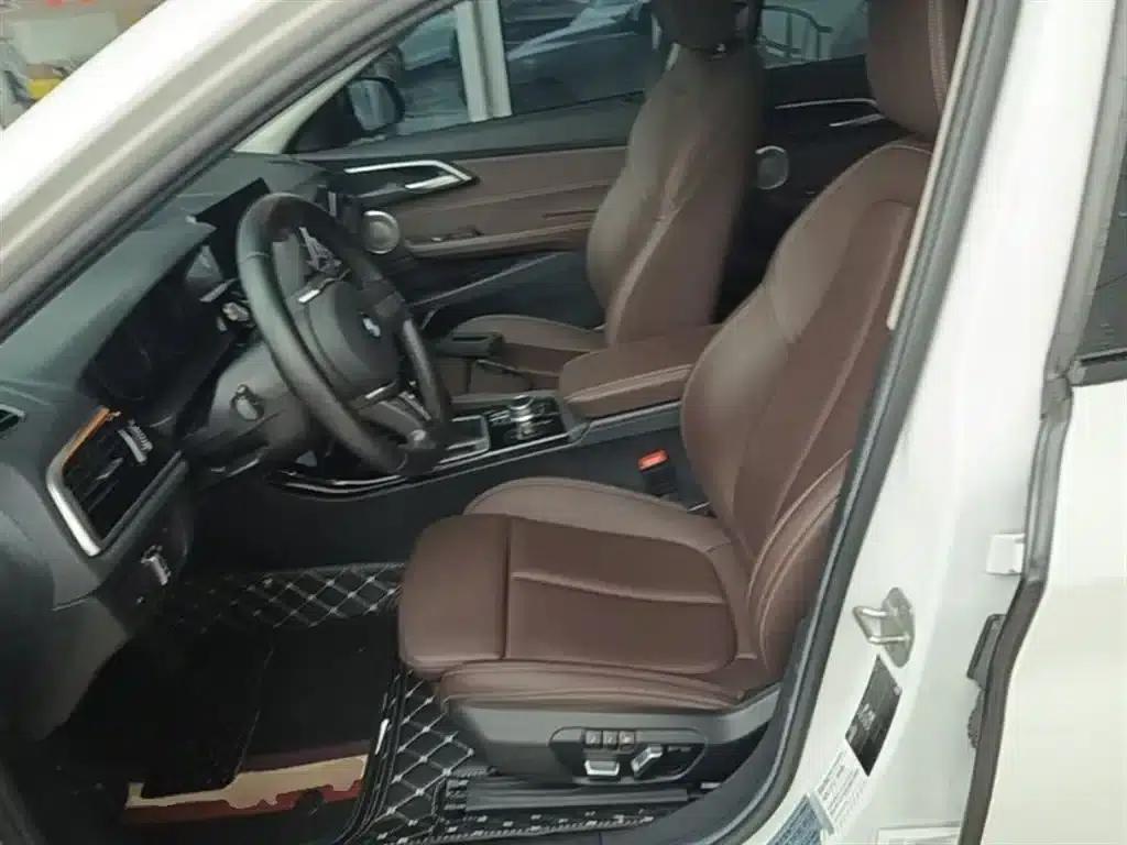 2021 BMW 1 Series 120i M Sport Shadow Edition — миниатюра 15