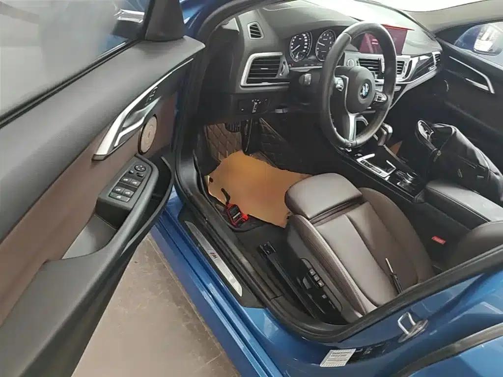 2019 BMW 1 Series 120i Leading M Sport Package — миниатюра 16