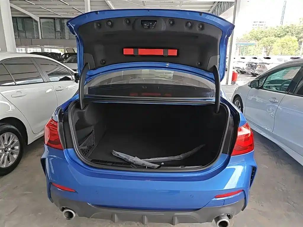 2019 BMW 1 Series 120i Leading M Sport Package — миниатюра 19