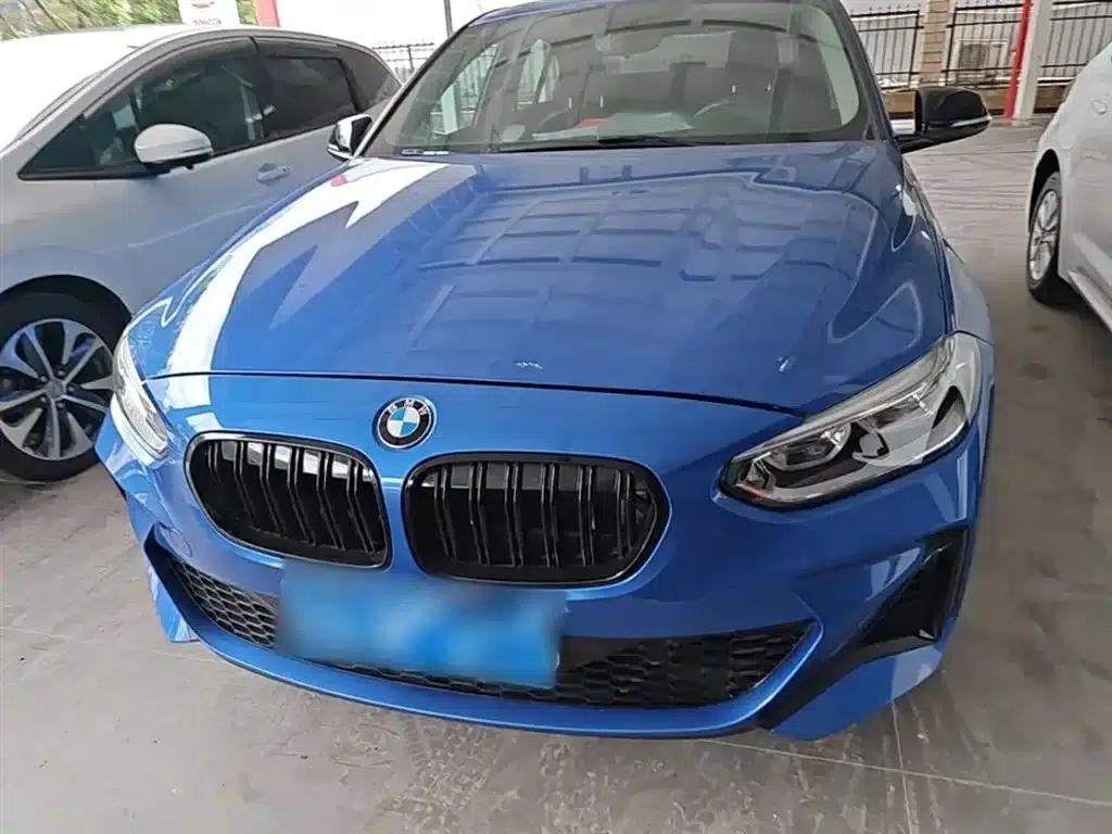 2019 BMW 1 Series 120i Leading M Sport Package — миниатюра 3