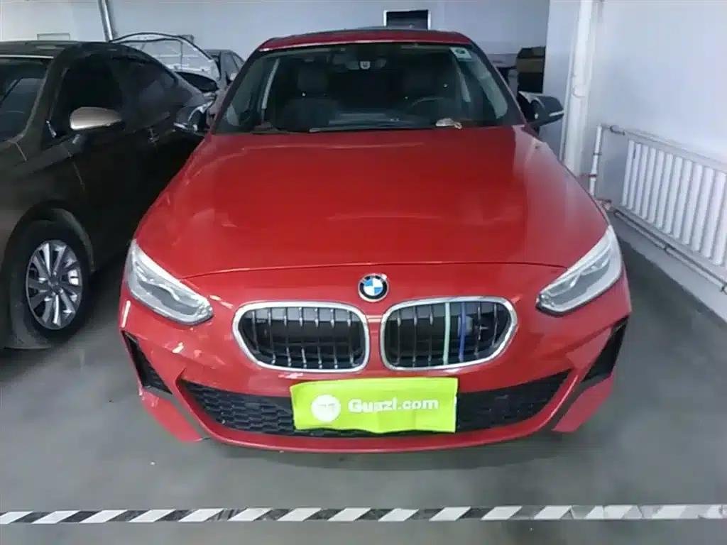 2019 BMW 1 Series 118i M Sport Package — миниатюра 3