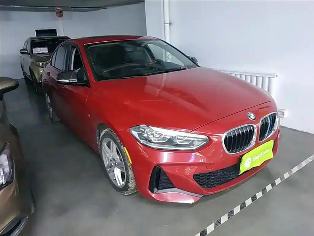 2019 BMW 1 Series 118i M Sport Package — миниатюра 4
