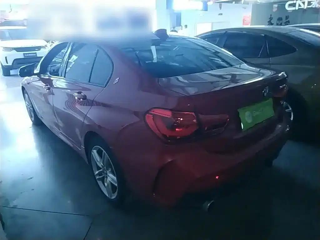 2019 BMW 1 Series 118i M Sport Package — миниатюра 5