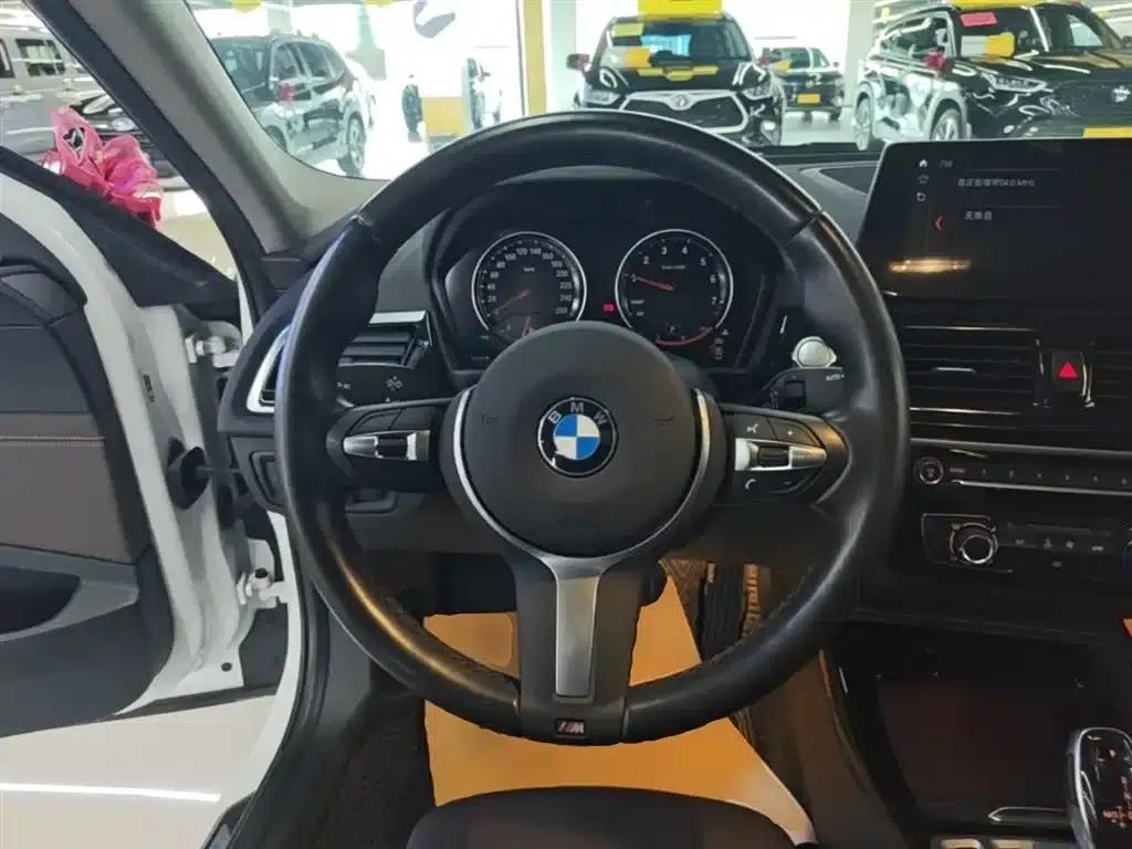 BMW 1 Series 2021 Facelift 125i M Sport Shadow Edition — миниатюра 11