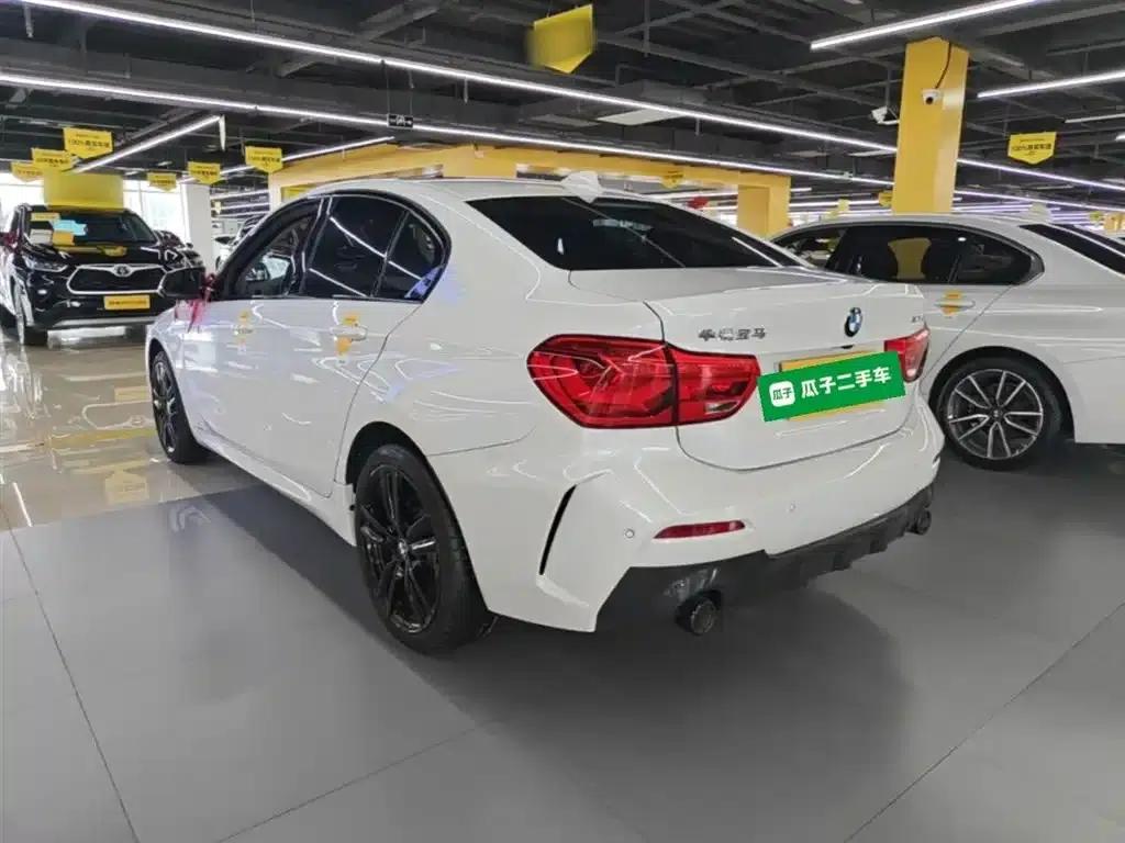 BMW 1 Series 2021 Facelift 125i M Sport Shadow Edition — миниатюра 5