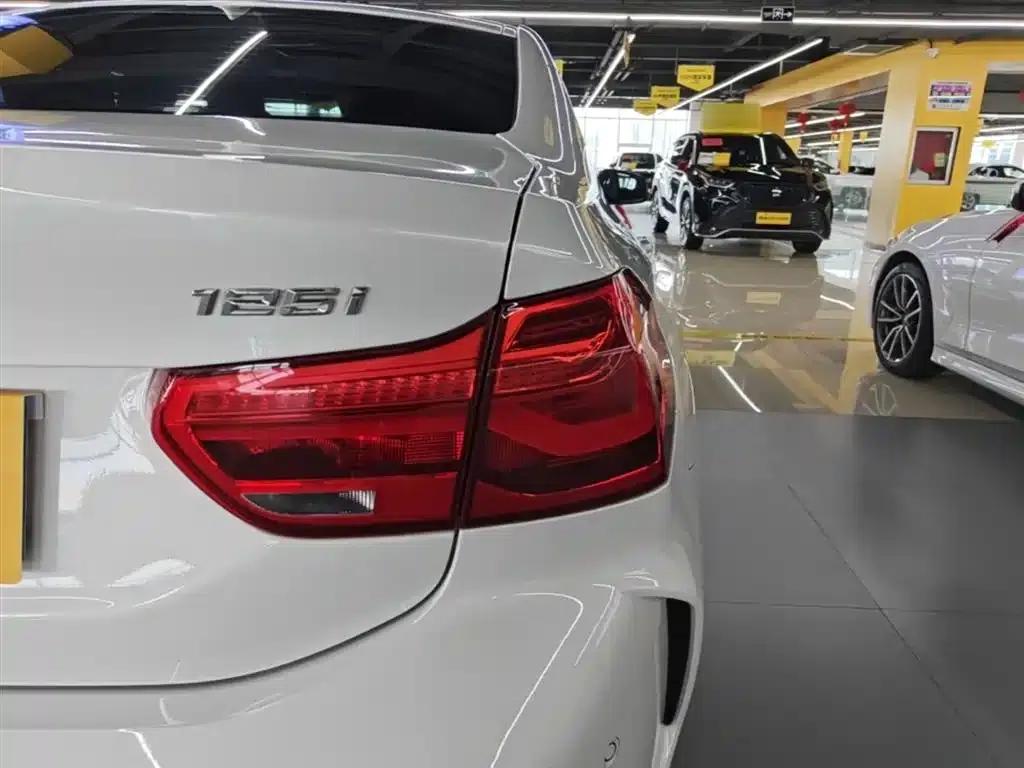 BMW 1 Series 2021 Facelift 125i M Sport Shadow Edition — миниатюра 8