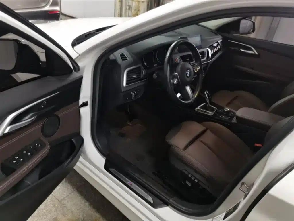 2020 BMW 1 Series 120i M Sport Package — миниатюра 16