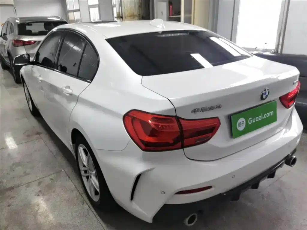 2020 BMW 1 Series 120i M Sport Package — миниатюра 5