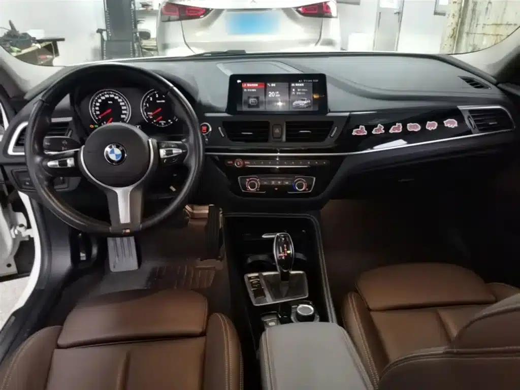 2020 BMW 1 Series 120i M Sport Package — миниатюра 10